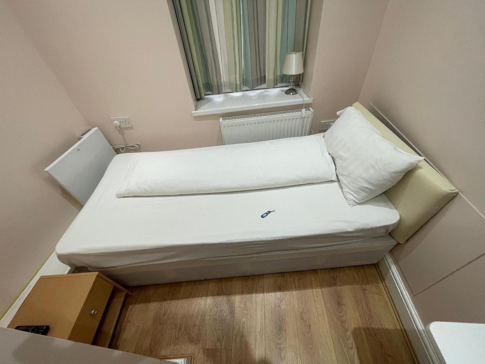 Accommodation Plus Londyn Zewnętrze zdjęcie