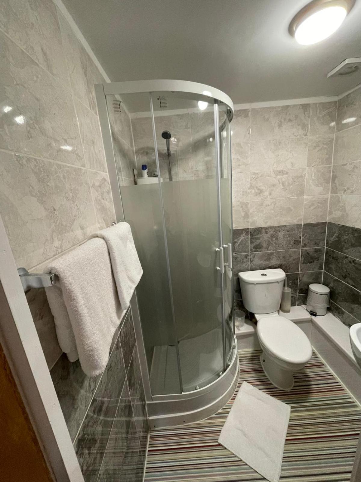 Accommodation Plus Londyn Zewnętrze zdjęcie